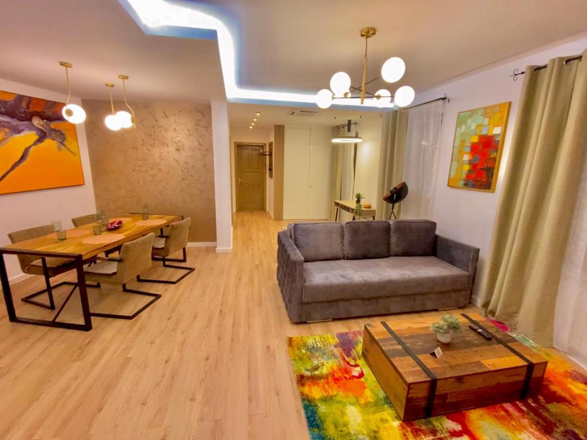 Blancris Boutique Lägenhet Braşov Exteriör bild