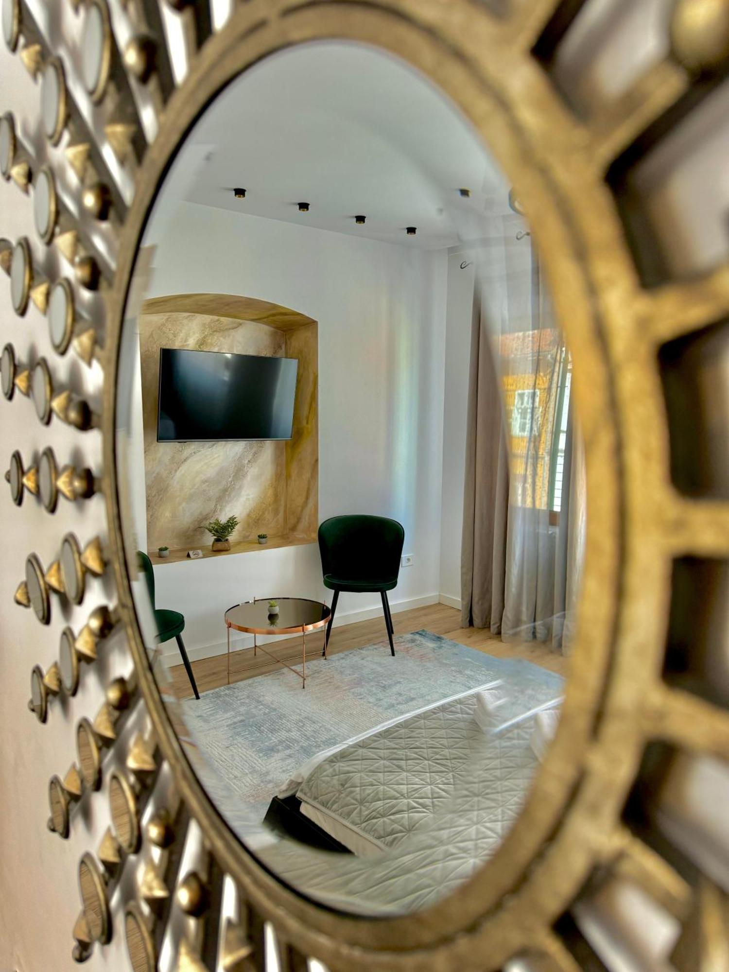 Blancris Boutique Lägenhet Braşov Exteriör bild